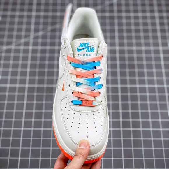 Nike Air Force1\' 07 string with red and blue gradient main image 4